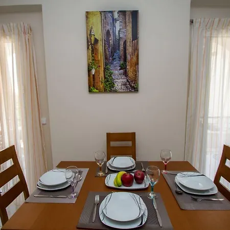 Nijay No 2 First Floor Front Quiet Location Szpartohóri