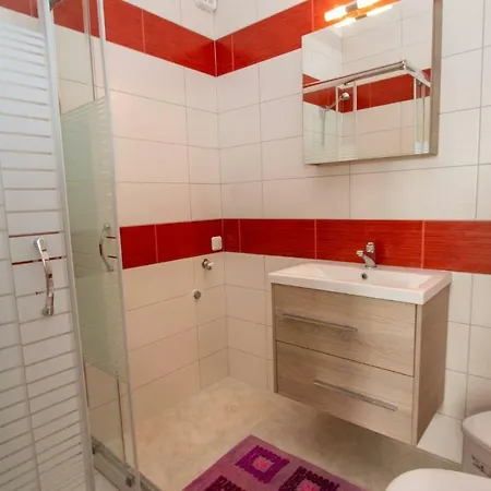 Nijay No 2 First Floor Front Quiet Location Apartman Szpartohóri