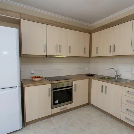 Nijay No 2 First Floor Front Quiet Location Szpartohóri