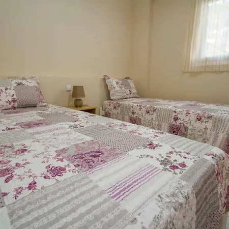 Nijay No 2 First Floor Front Quiet Location Apartman