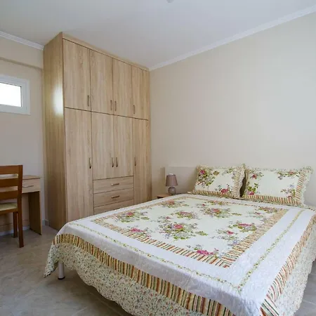 Nijay No 2 First Floor Front Quiet Location Szpartohóri
